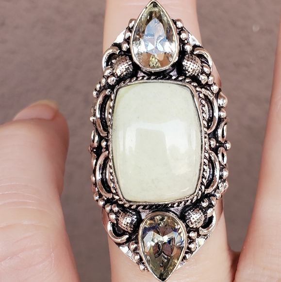 New Lemon Chrysoprase and White Topaz 925 Silver Statement Ring. - Picture 2 of 11